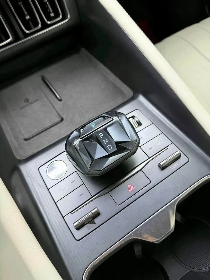 2024 BYD SongL EV BEV 71.8KWH,autocango,china used car exporter,china ev exporter,chinese used car exporter,chinese used ev exporter