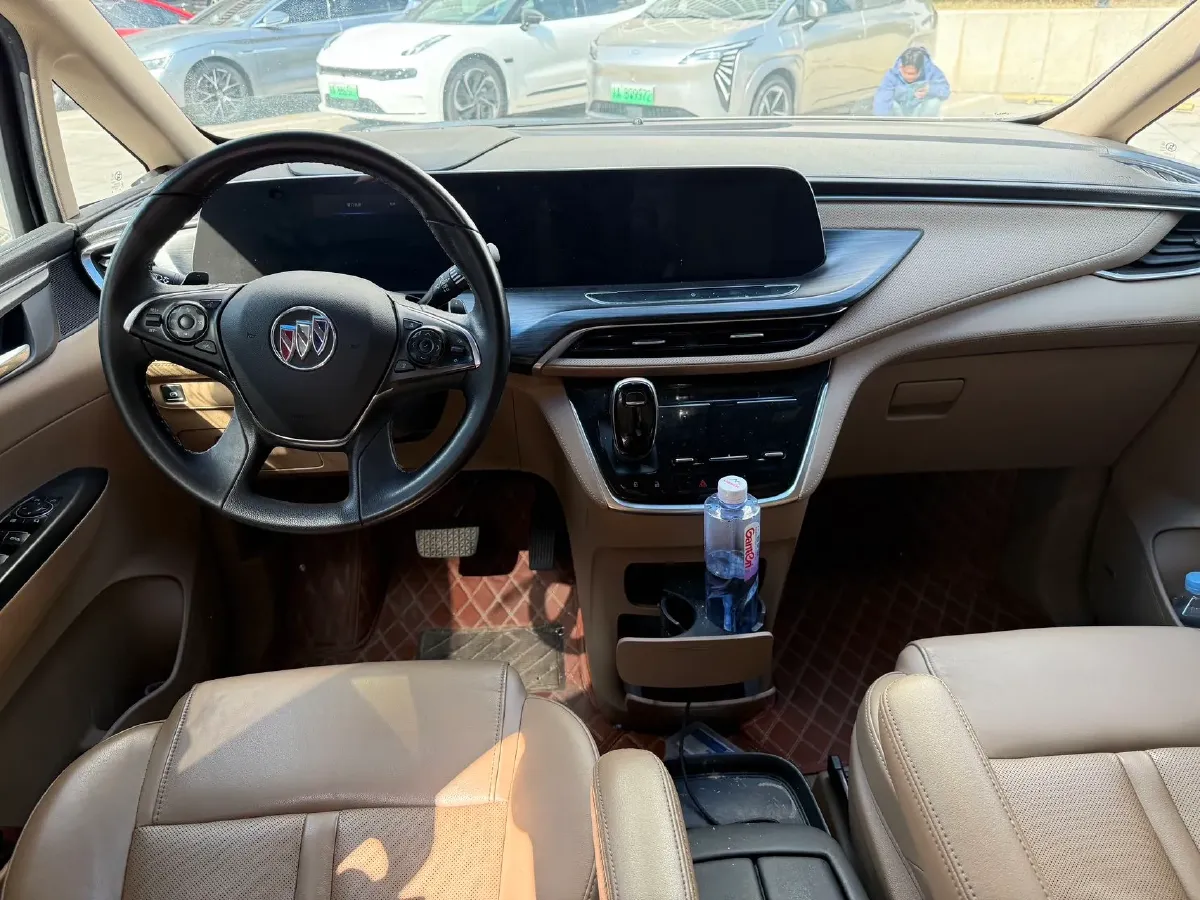 2021 Buick GL8 2.0T 237HP L4 9AT,autocango,china used car exporter,china ev exporter,chinese used car exporter,chinese used ev exporter