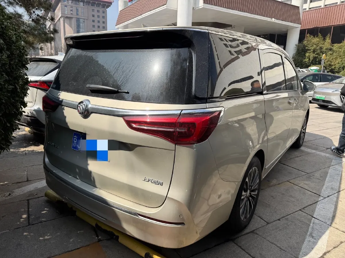 2021 Buick GL8 2.0T 237HP L4 9AT,autocango,china used car exporter,china ev exporter,chinese used car exporter,chinese used ev exporter