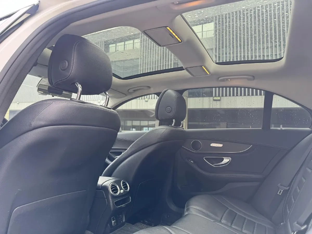 2020 Mercedes-Benz C Class 1.5T 156HP L4 9AT,autocango,china used car exporter,china ev exporter,chinese used car exporter,chinese used ev exporter