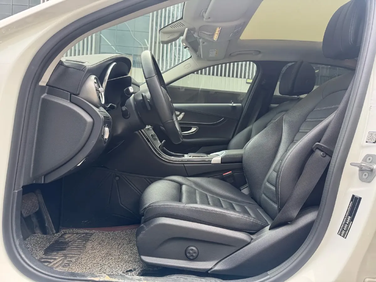 2020 Mercedes-Benz C Class 1.5T 156HP L4 9AT,autocango,china used car exporter,china ev exporter,chinese used car exporter,chinese used ev exporter