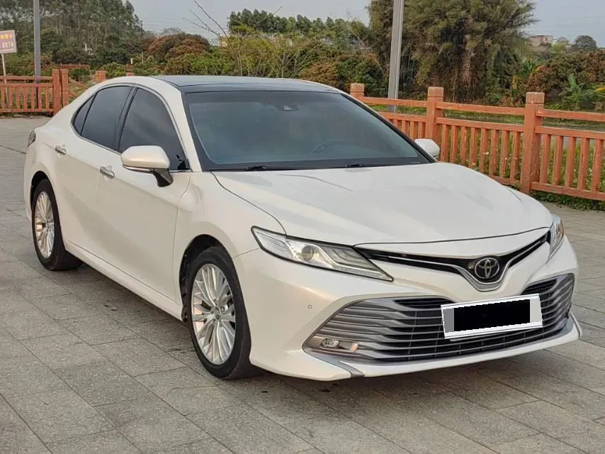 2019 Toyota Camry 2.5L 209HP L4 8AT,autocango,china used car exporter,china ev exporter,chinese used car exporter,chinese used ev exporter