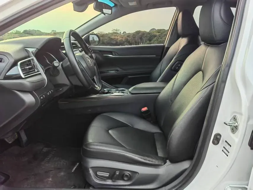 2019 Toyota Camry 2.5L 209HP L4 8AT,autocango,china used car exporter,china ev exporter,chinese used car exporter,chinese used ev exporter