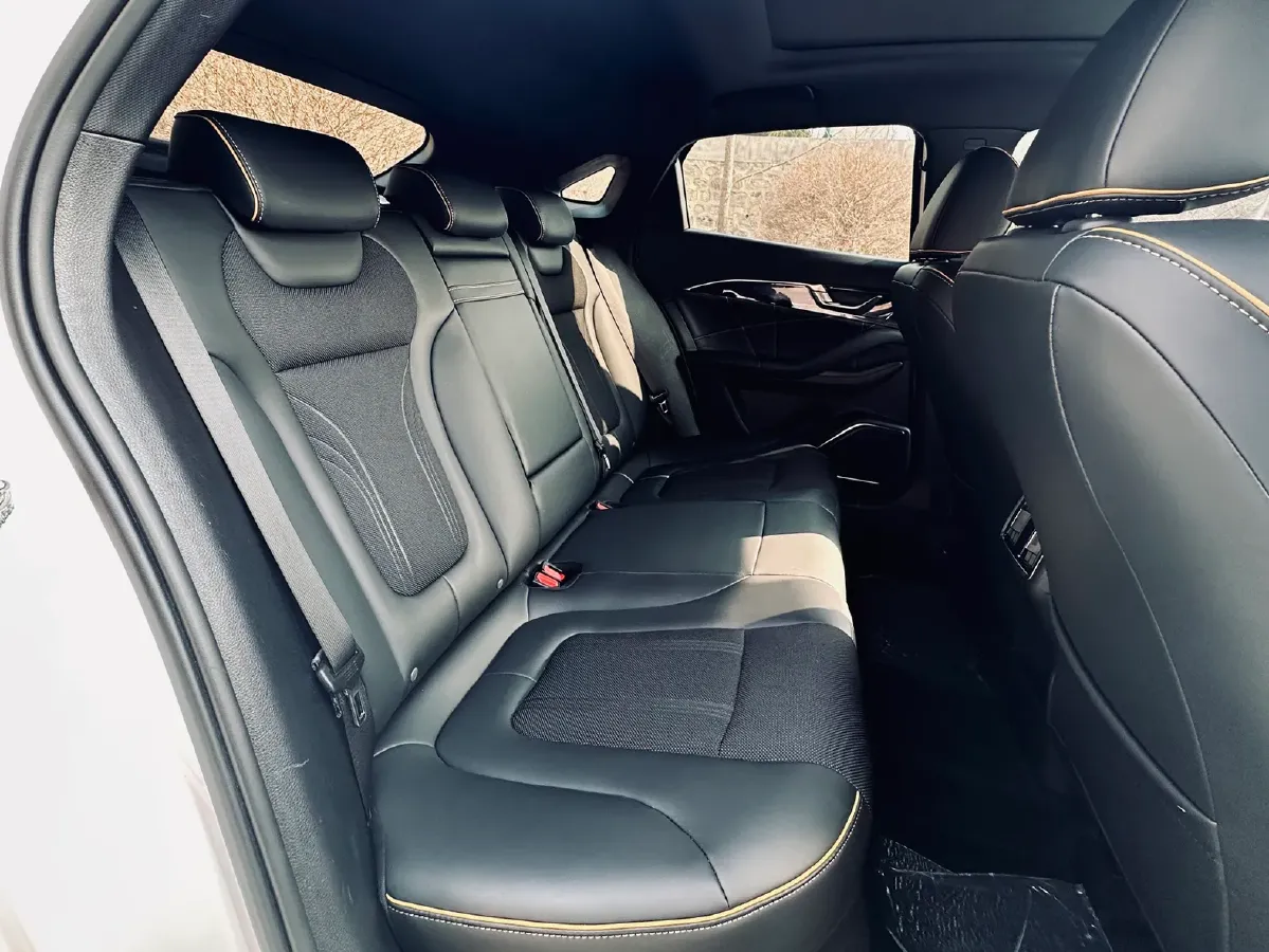 2022 Bestune B70S 1.5T 169HP L4 7DCT,autocango,china used car exporter,china ev exporter,chinese used car exporter,chinese used ev exporter