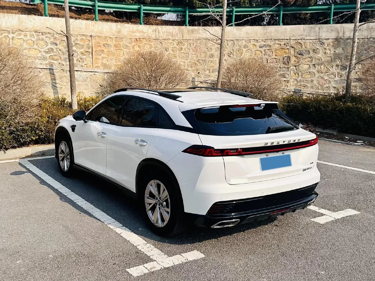 2022 Bestune B70S 1.5T 169HP L4 7DCT,autocango,china used car exporter,china ev exporter,chinese used car exporter,chinese used ev exporter