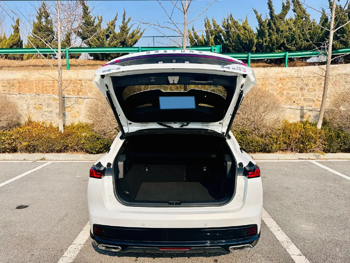 2022 Bestune B70S 1.5T 169HP L4 7DCT,autocango,china used car exporter,china ev exporter,chinese used car exporter,chinese used ev exporter