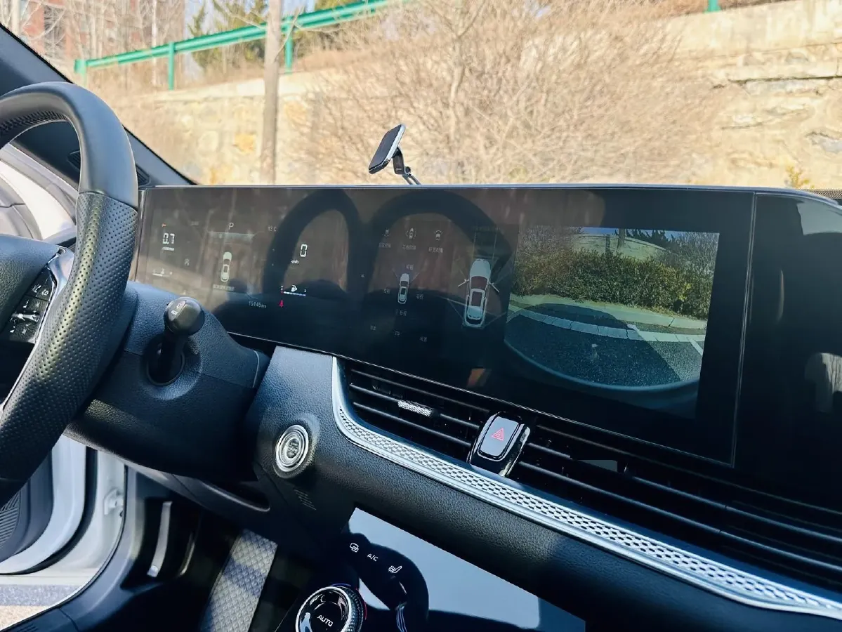 2022 Bestune B70S 1.5T 169HP L4 7DCT,autocango,china used car exporter,china ev exporter,chinese used car exporter,chinese used ev exporter