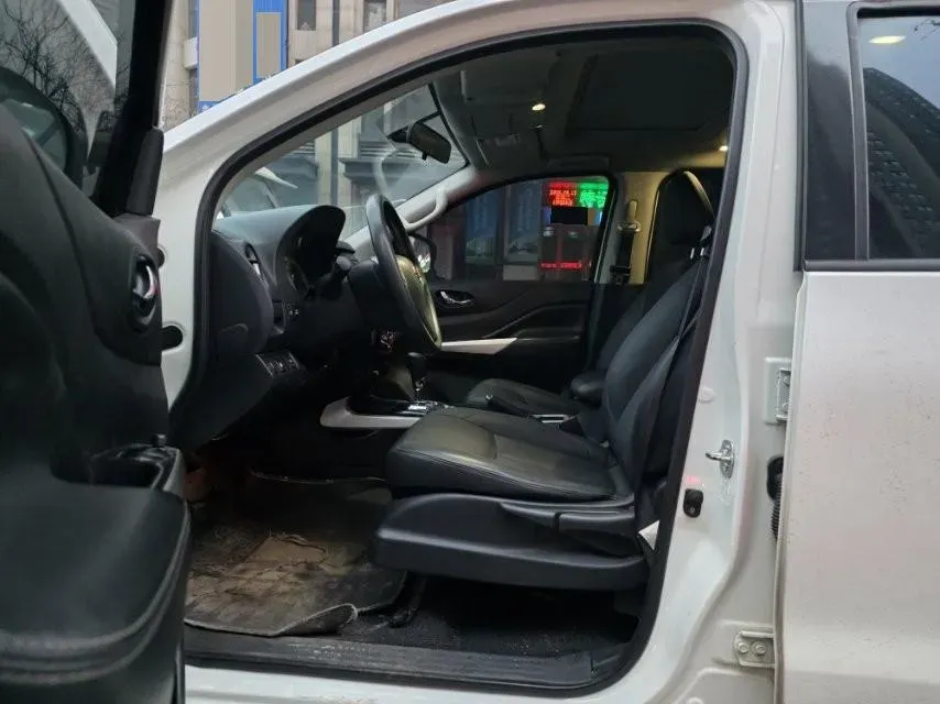 2020 Nissan Terra 2.5L 193HP L4 7AT,autocango,china used car exporter,china ev exporter,chinese used car exporter,chinese used ev exporter