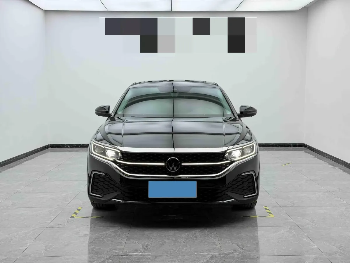 2024 Volkswagen Passat 2.0T 220HP L4 7DCT,autocango,china used car exporter,china ev exporter,chinese used car exporter,chinese used ev exporter