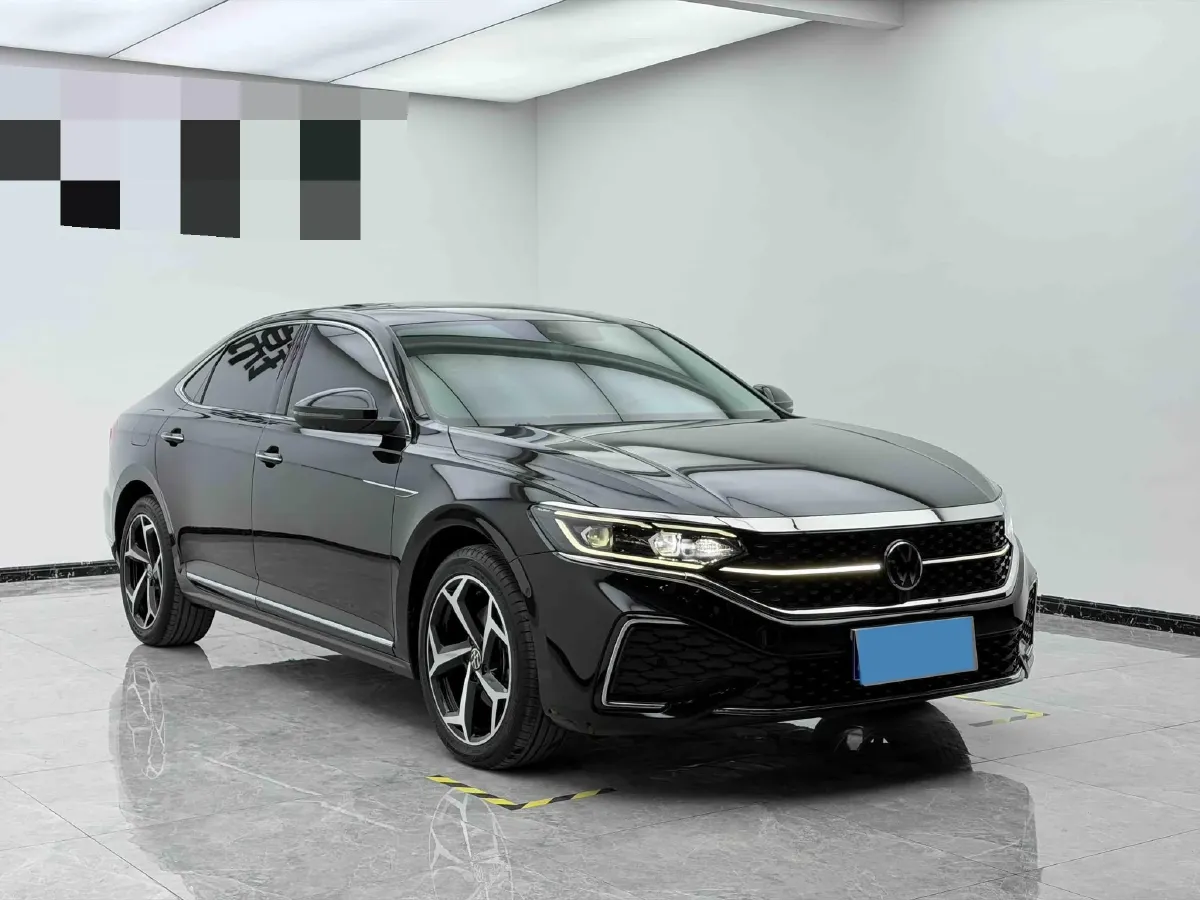 2024 Volkswagen Passat 2.0T 220HP L4 7DCT,autocango,china used car exporter,china ev exporter,chinese used car exporter,chinese used ev exporter