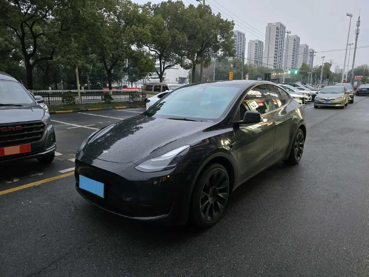 2022 Tesla Model Y BEV 60KWH,autocango,china used car exporter,china ev exporter,chinese used car exporter,chinese used ev exporter
