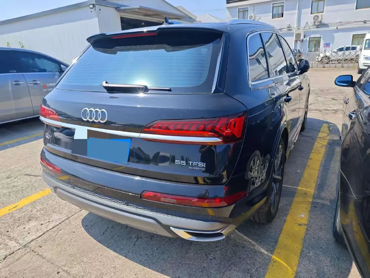 2025 Audi Q7 3.0T 340HP V6 8AT,autocango,china used car exporter,china ev exporter,chinese used car exporter,chinese used ev exporter