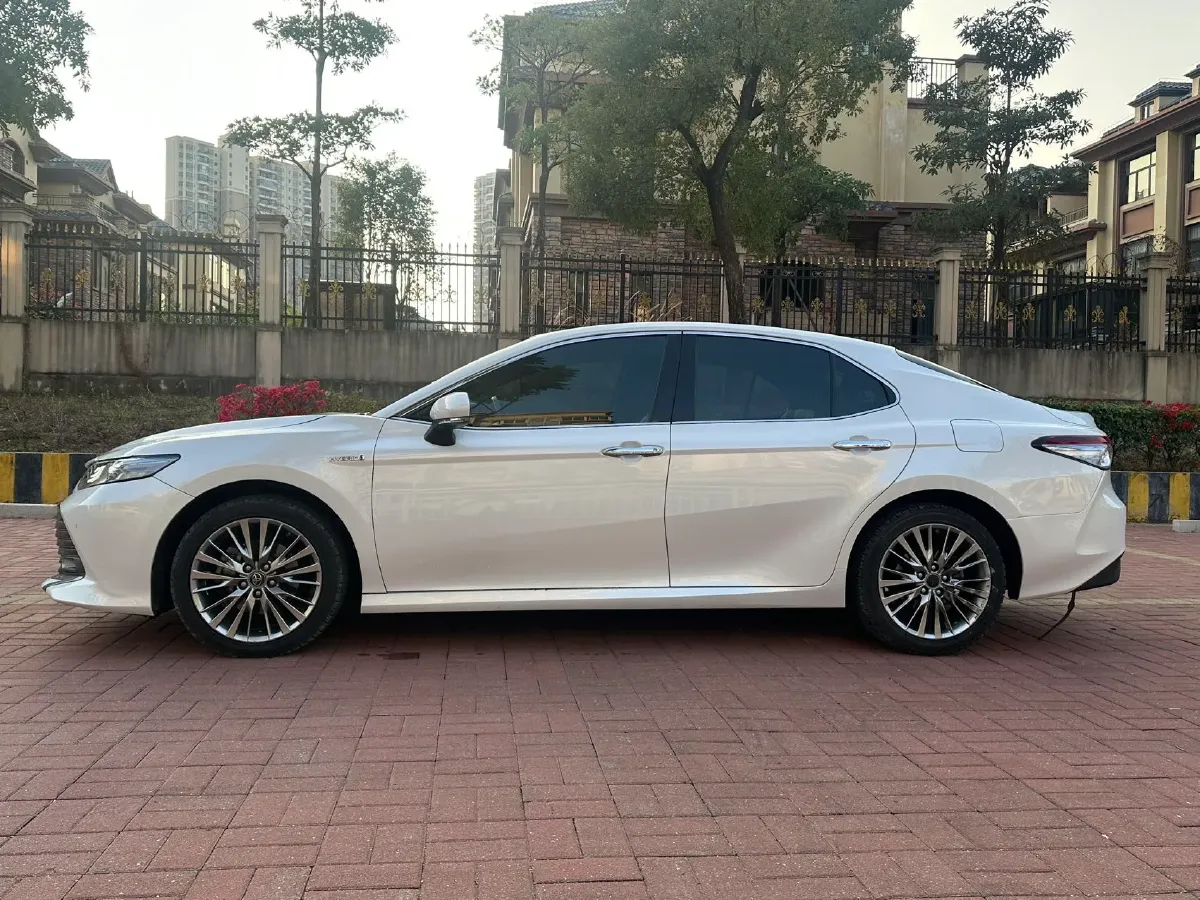 2018 Toyota Camry 2.5L 178HP L4 E-CVT Hybrid,autocango,china used car exporter,china ev exporter,chinese used car exporter,chinese used ev exporter