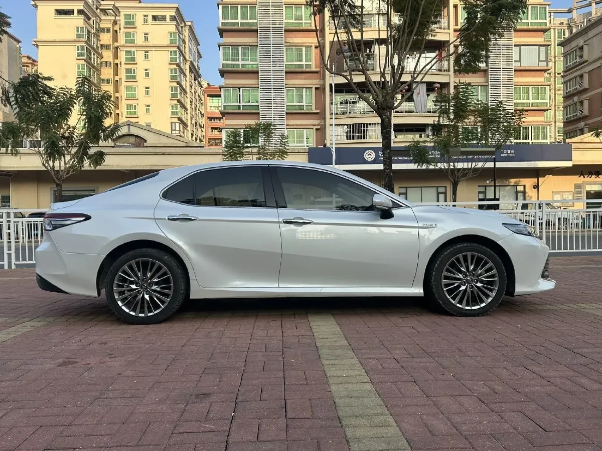 2018 Toyota Camry 2.5L 178HP L4 E-CVT Hybrid,autocango,china used car exporter,china ev exporter,chinese used car exporter,chinese used ev exporter