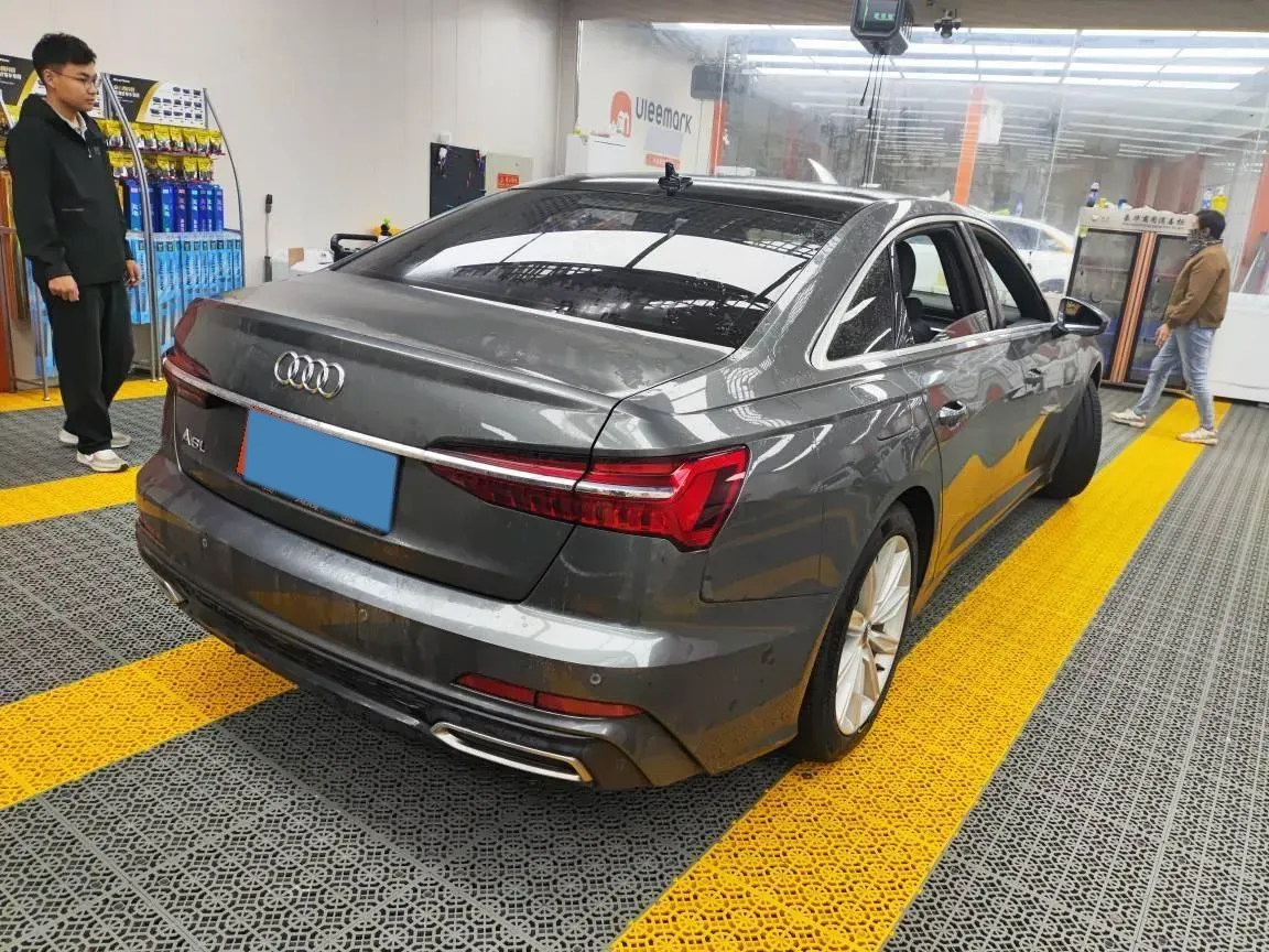 2021 Audi A6L 2.0T 190HP L4 7DCT,autocango,china used car exporter,china ev exporter,chinese used car exporter,chinese used ev exporter