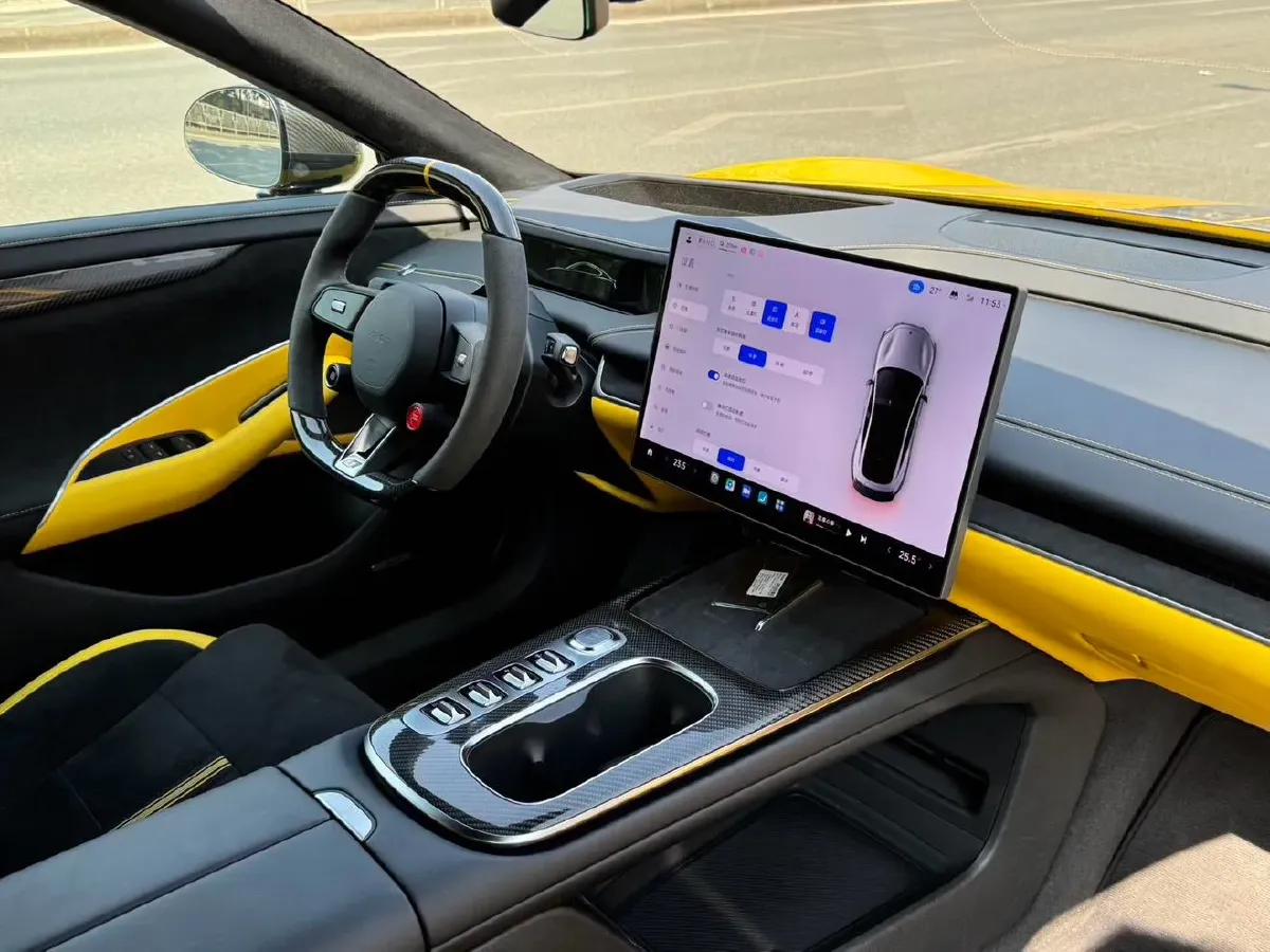 2025 MI SU7 Ultra BEV 93.7KWH,autocango,china used car exporter,china ev exporter,chinese used car exporter,chinese used ev exporter