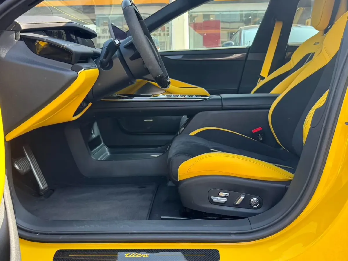 2025 MI SU7 Ultra BEV 93.7KWH,autocango,china used car exporter,china ev exporter,chinese used car exporter,chinese used ev exporter