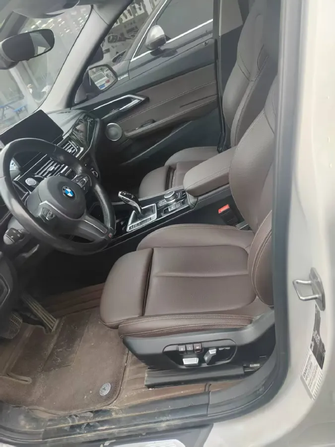 2022 BMW 1 Series 1.5T 140HP L3 7DCT,autocango,china used car exporter,china ev exporter,chinese used car exporter,chinese used ev exporter