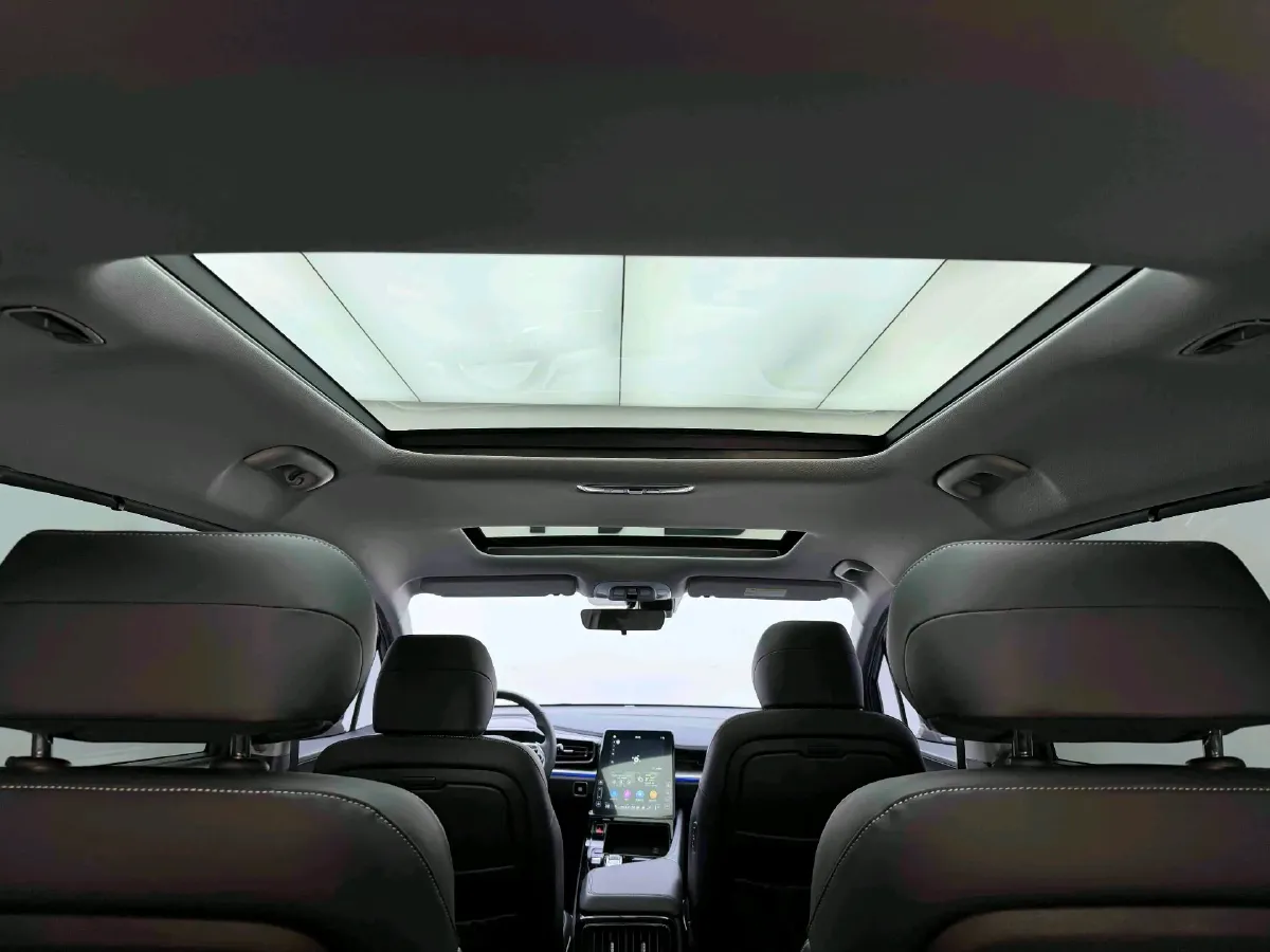 2024 Hyundai Custo 2.0T 236HP L4 8AT,autocango,china used car exporter,china ev exporter,chinese used car exporter,chinese used ev exporter