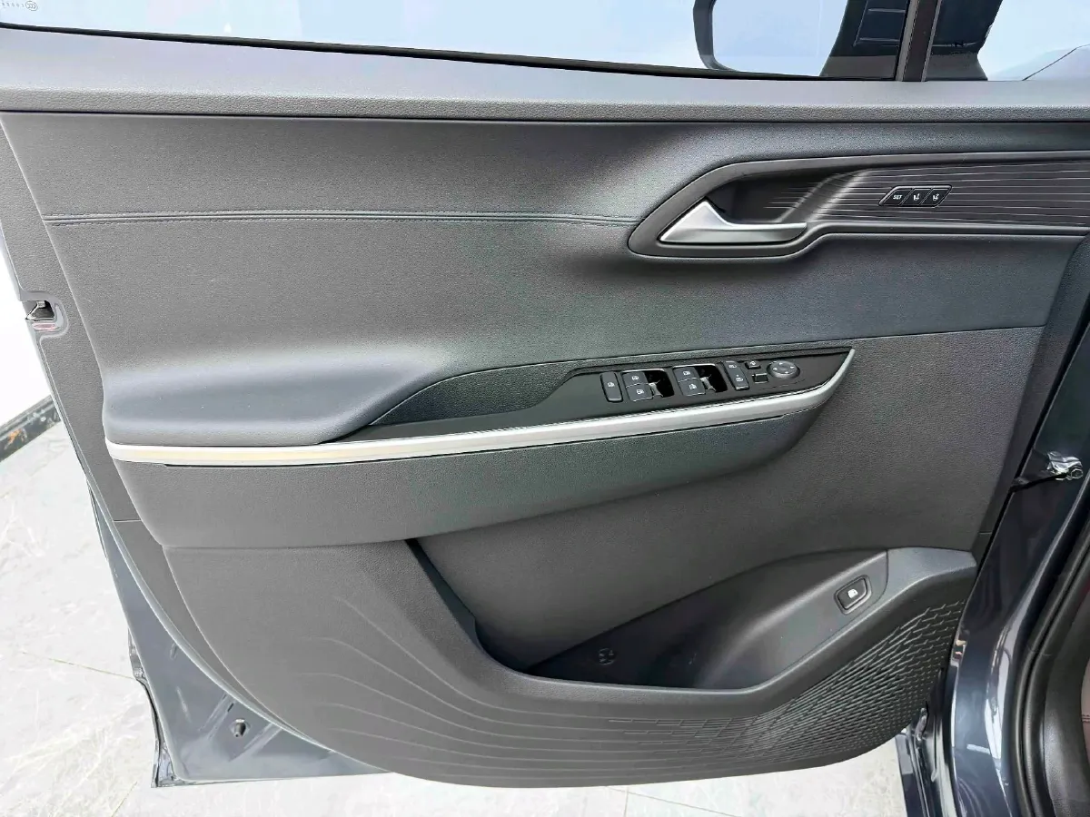 2024 Hyundai Custo 2.0T 236HP L4 8AT,autocango,china used car exporter,china ev exporter,chinese used car exporter,chinese used ev exporter