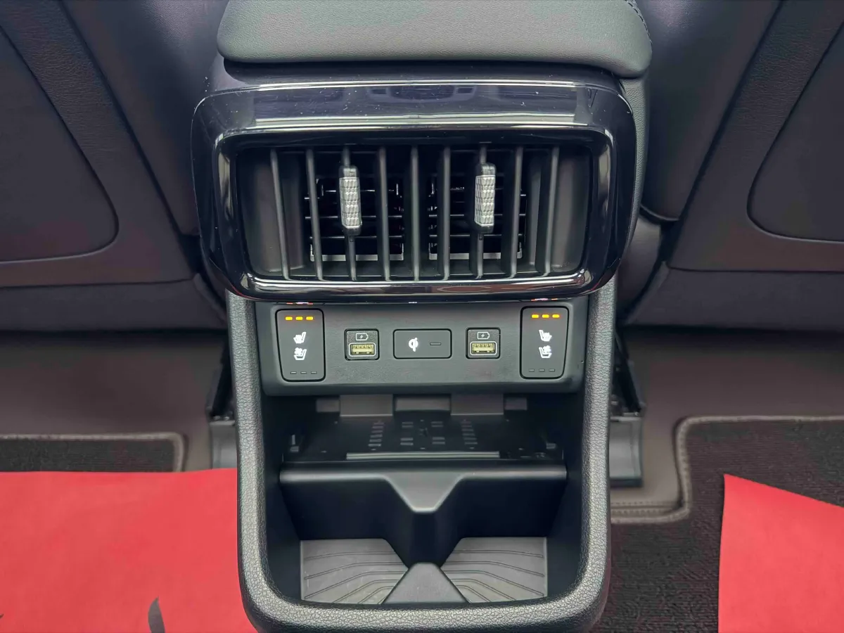 2024 Hyundai Custo 2.0T 236HP L4 8AT,autocango,china used car exporter,china ev exporter,chinese used car exporter,chinese used ev exporter