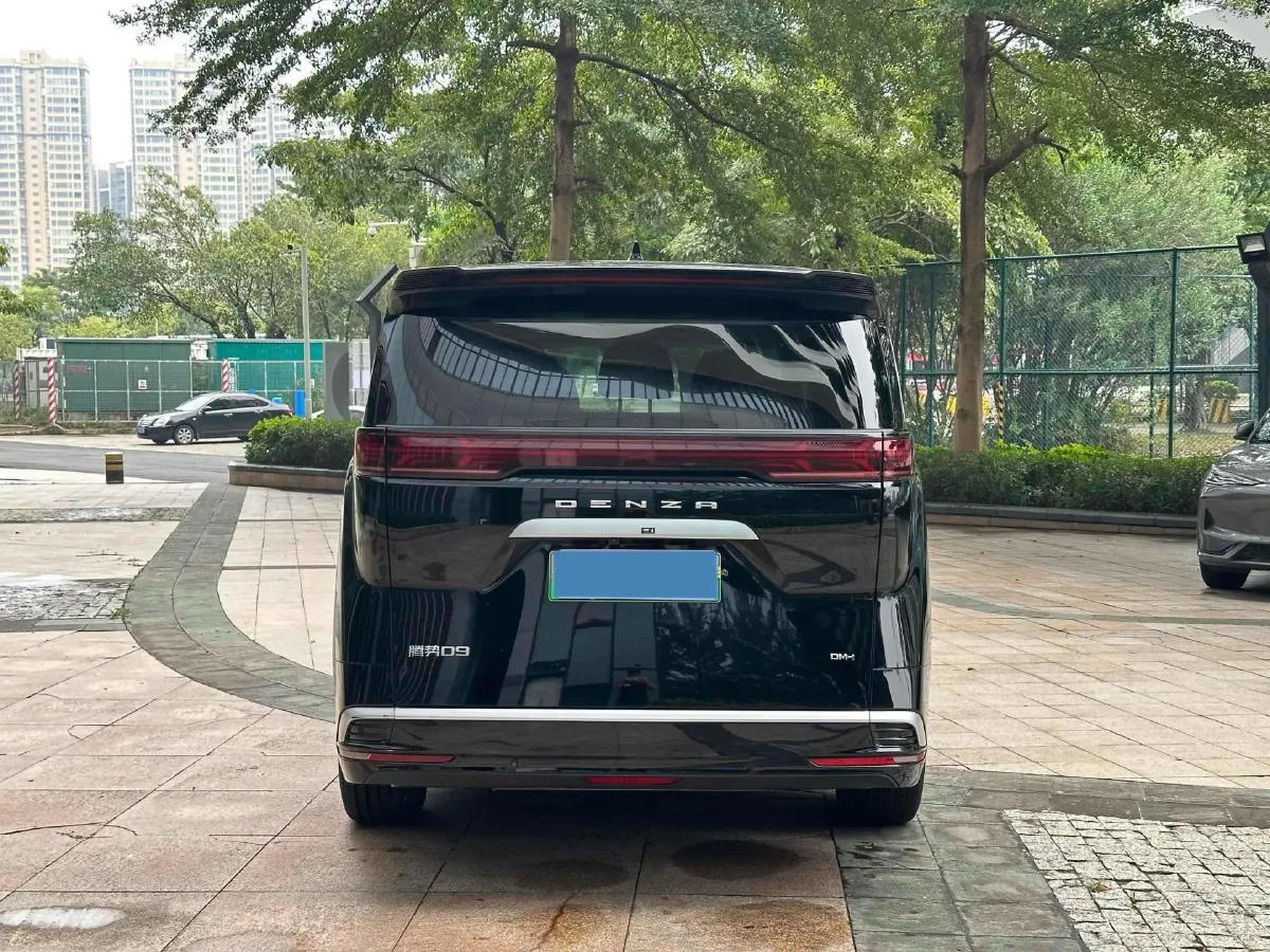 2024 Denza D9 1.5T 139HP L4 E-CVT PHEV 40KWH,autocango,china used car exporter,china ev exporter,chinese used car exporter,chinese used ev exporter