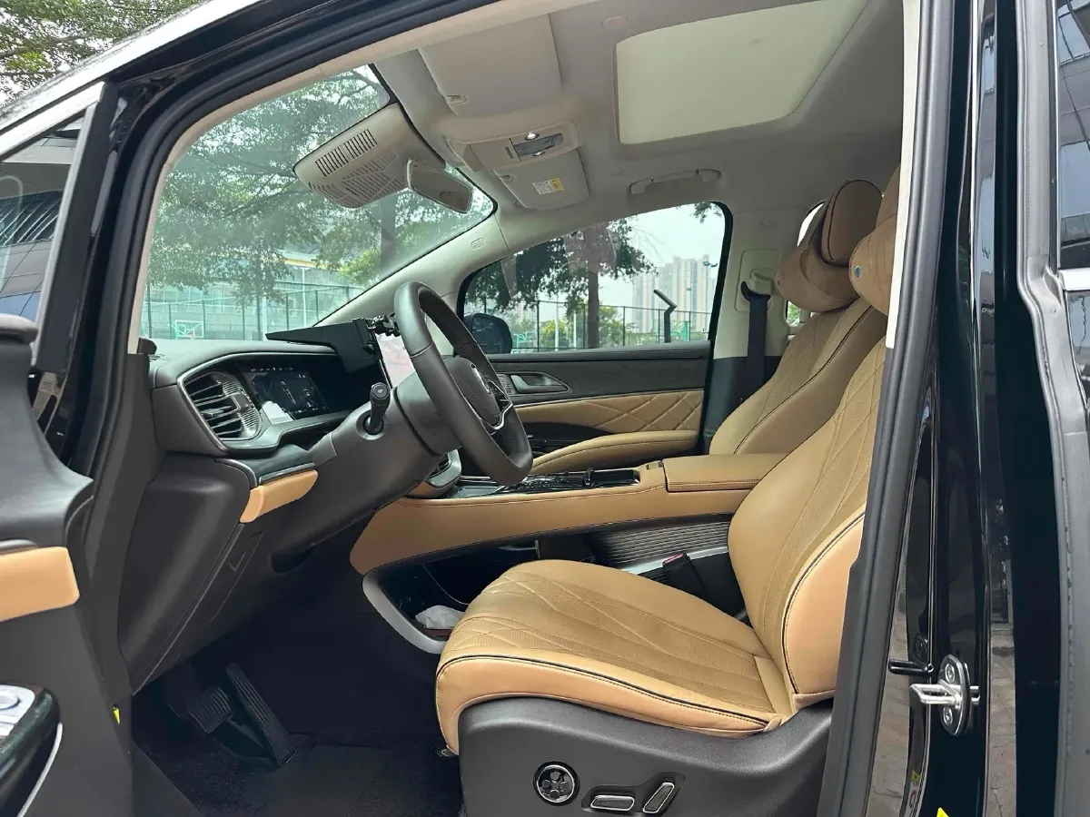 2024 Denza D9 1.5T 139HP L4 E-CVT PHEV 40KWH,autocango,china used car exporter,china ev exporter,chinese used car exporter,chinese used ev exporter