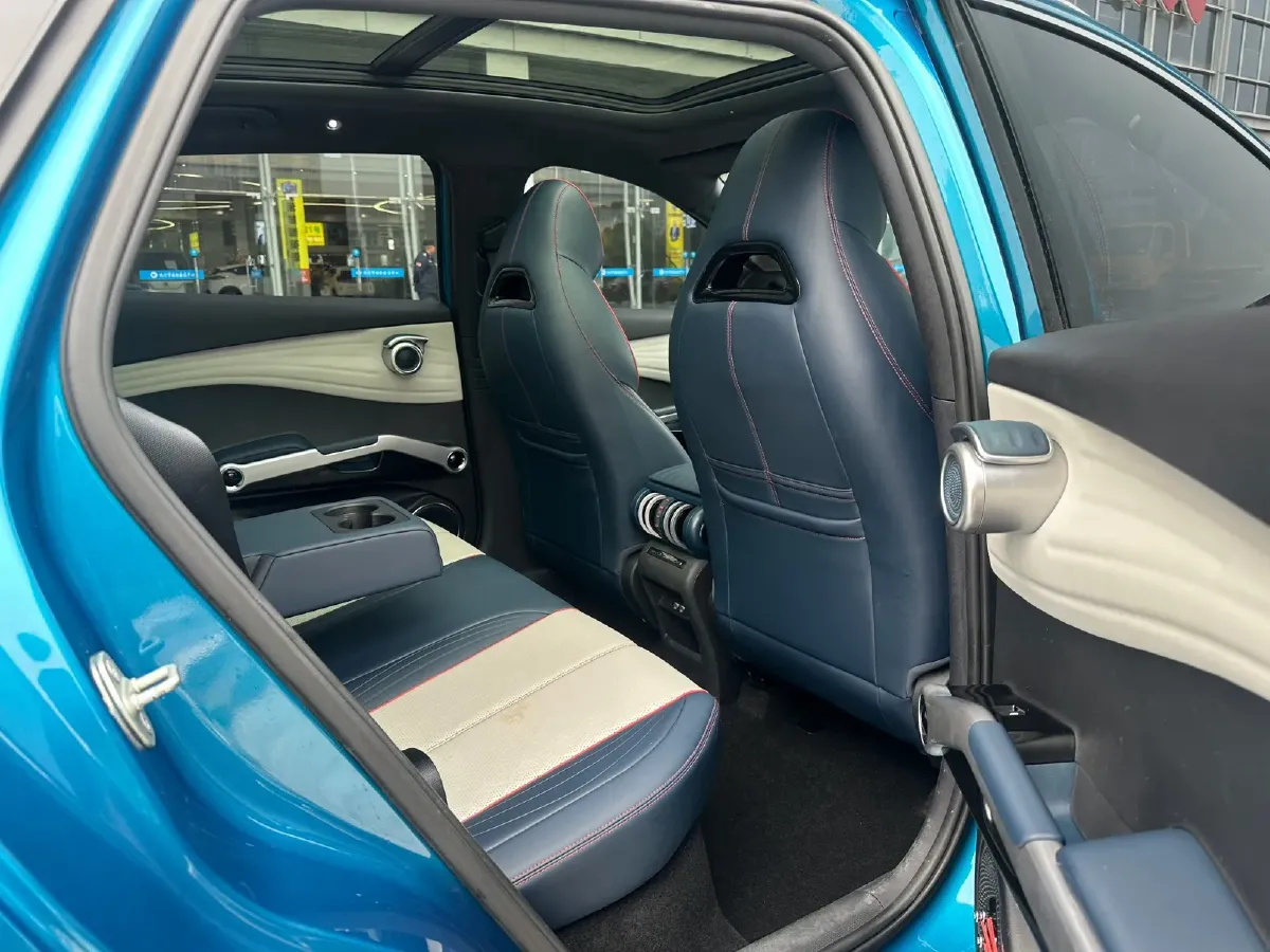 2022 Foton Grand General G7 2.0T 238HP L4 8AT,autocango,china used car exporter,china ev exporter,chinese used car exporter,chinese used ev exporter