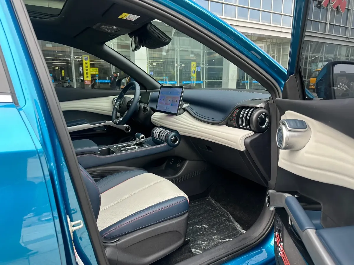 2022 Foton Grand General G7 2.0T 238HP L4 8AT,autocango,china used car exporter,china ev exporter,chinese used car exporter,chinese used ev exporter