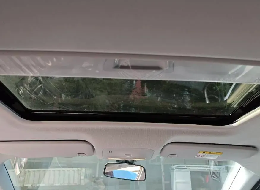 2023 Chevrolet Monza 1.5L 113HP L4 6DCT,autocango,china used car exporter,china ev exporter,chinese used car exporter,chinese used ev exporter