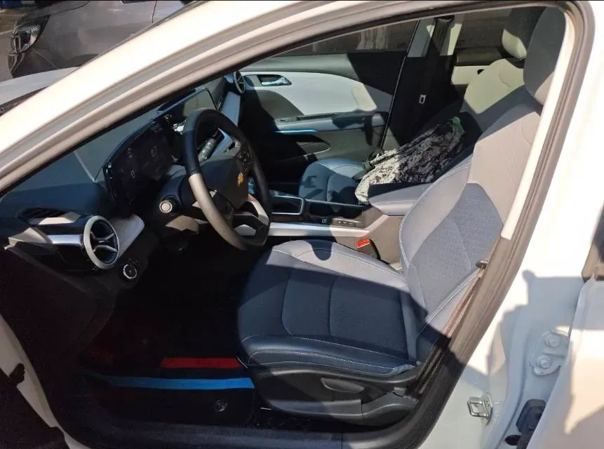 2023 Chevrolet Monza 1.5L 113HP L4 6DCT,autocango,china used car exporter,china ev exporter,chinese used car exporter,chinese used ev exporter