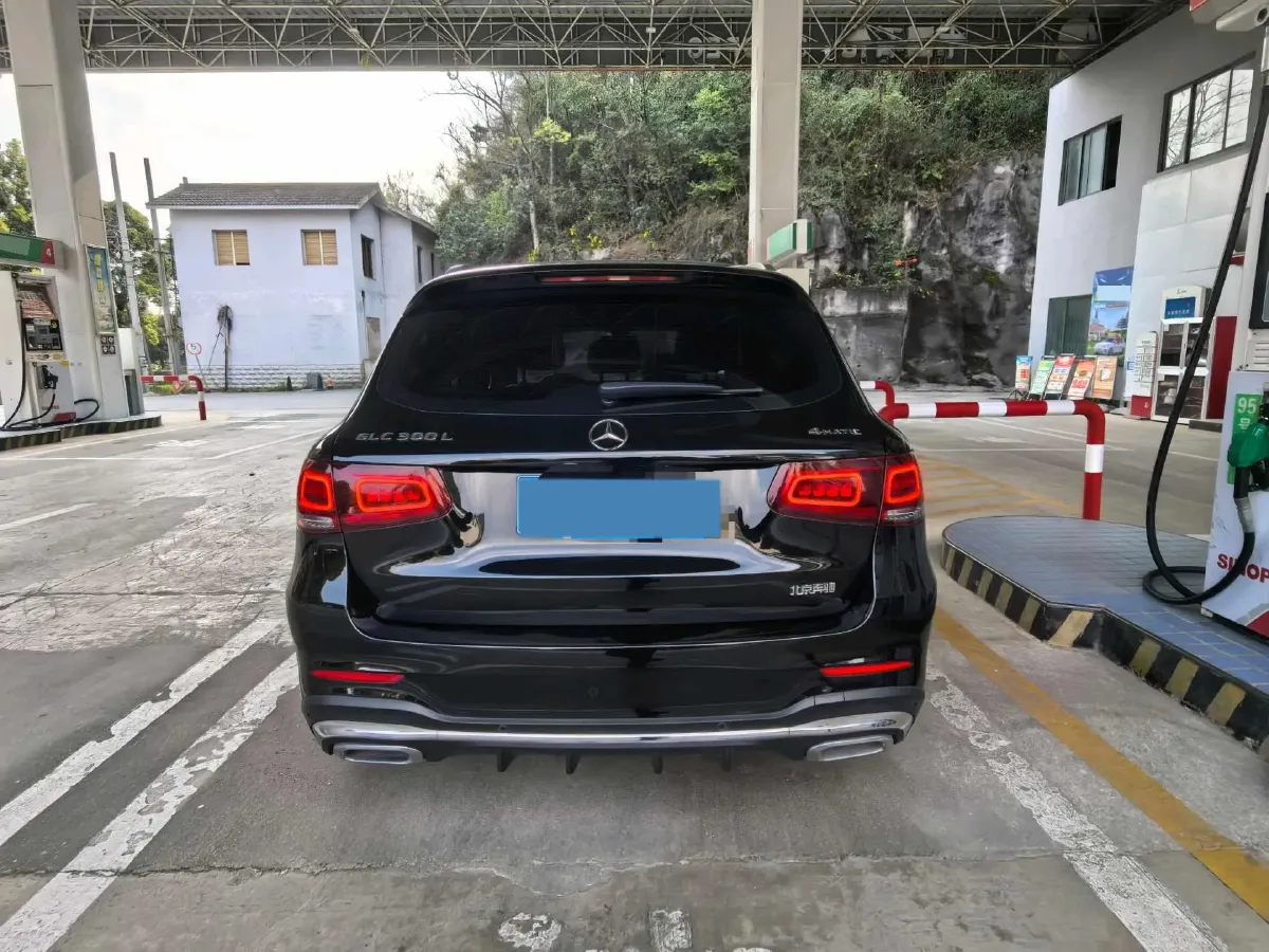 2022 Mercedes-Benz GLC Class 2.0T 197HP L4 9AT,autocango,china used car exporter,china ev exporter,chinese used car exporter,chinese used ev exporter