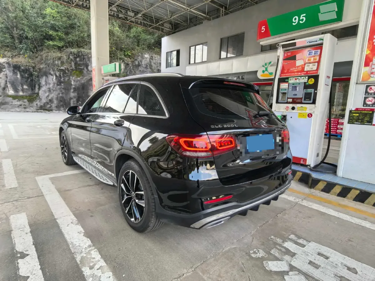 2022 Mercedes-Benz GLC Class 2.0T 197HP L4 9AT,autocango,china used car exporter,china ev exporter,chinese used car exporter,chinese used ev exporter