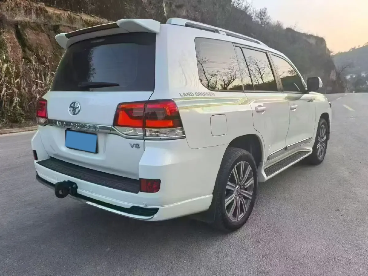 2019 Chevrolet Trax 1.0T 125HP L3 6AT,autocango,china used car exporter,china ev exporter,chinese used car exporter,chinese used ev exporter