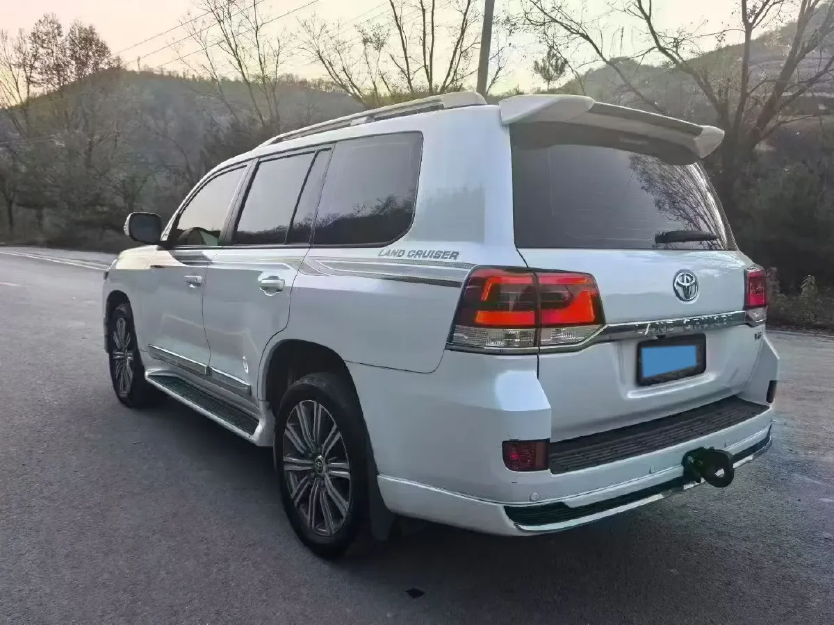 2019 Chevrolet Trax 1.0T 125HP L3 6AT,autocango,china used car exporter,china ev exporter,chinese used car exporter,chinese used ev exporter