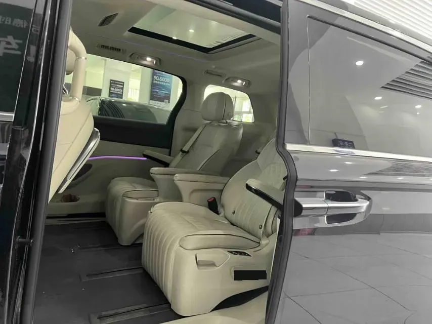 2022 Voyah Dream BEV 108.7KWH,autocango,china used car exporter,china ev exporter,chinese used car exporter,chinese used ev exporter