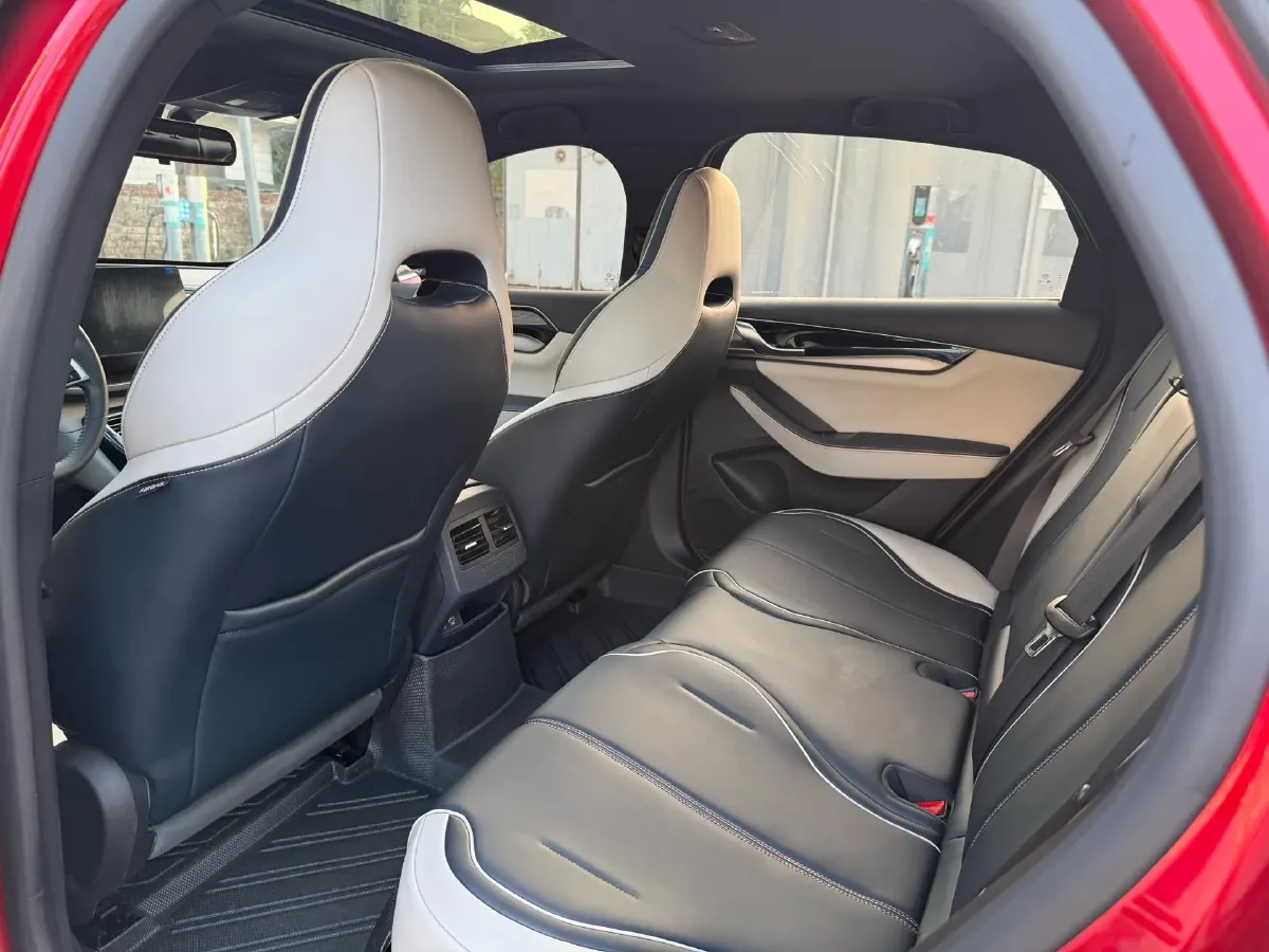 2021 Haval F7 1.5T 169HP L4 7DCT,autocango,china used car exporter,china ev exporter,chinese used car exporter,chinese used ev exporter