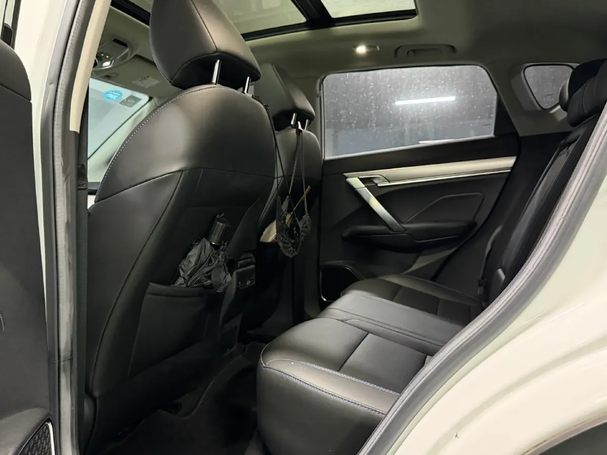 2020 Geely Emgrand GT 1.5T 180HP L3 7DCT,autocango,china used car exporter,china ev exporter,chinese used car exporter,chinese used ev exporter