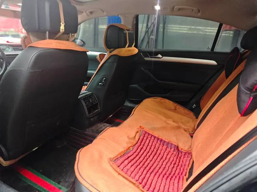 2018 Volkswagen Magotan 1.8T 180HP L4 7DCT,autocango,china used car exporter,china ev exporter,chinese used car exporter,chinese used ev exporter