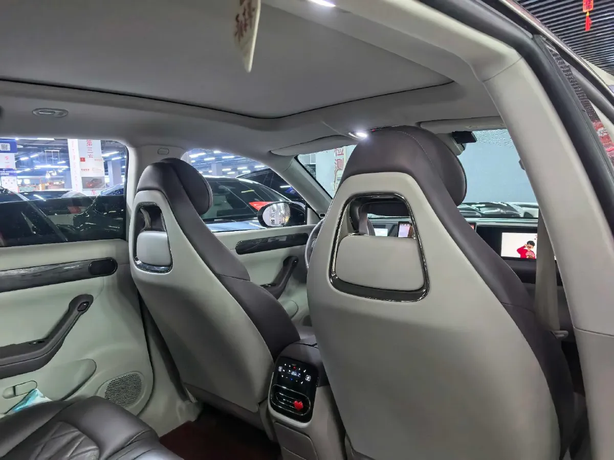 2024 Leapmotor C11 1.5L 95HP L4 REEV 43.74KWH,autocango,china used car exporter,china ev exporter,chinese used car exporter,chinese used ev exporter