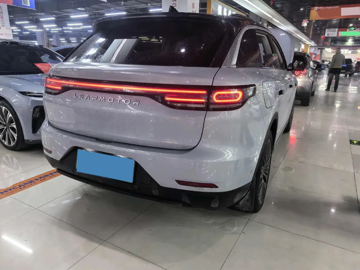 2024 Leapmotor C11 1.5L 95HP L4 REEV 43.74KWH,autocango,china used car exporter,china ev exporter,chinese used car exporter,chinese used ev exporter
