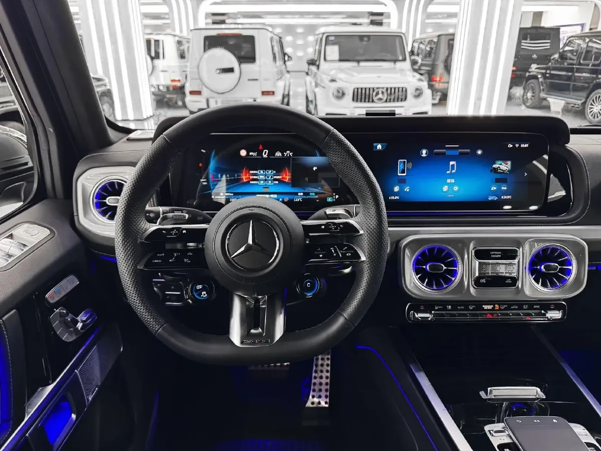 2025 Mercedes-Benz G AMG 4.0T 585HP V8 9AT,autocango,china used car exporter,china ev exporter,chinese used car exporter,chinese used ev exporter