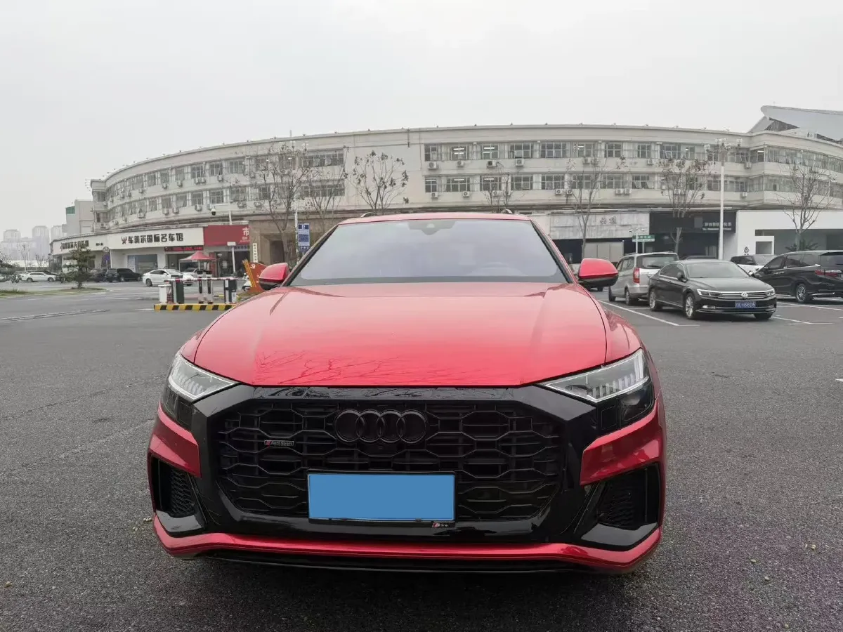 2021 Audi Q8 3.0T 340HP V6 8AT,autocango,china used car exporter,china ev exporter,chinese used car exporter,chinese used ev exporter