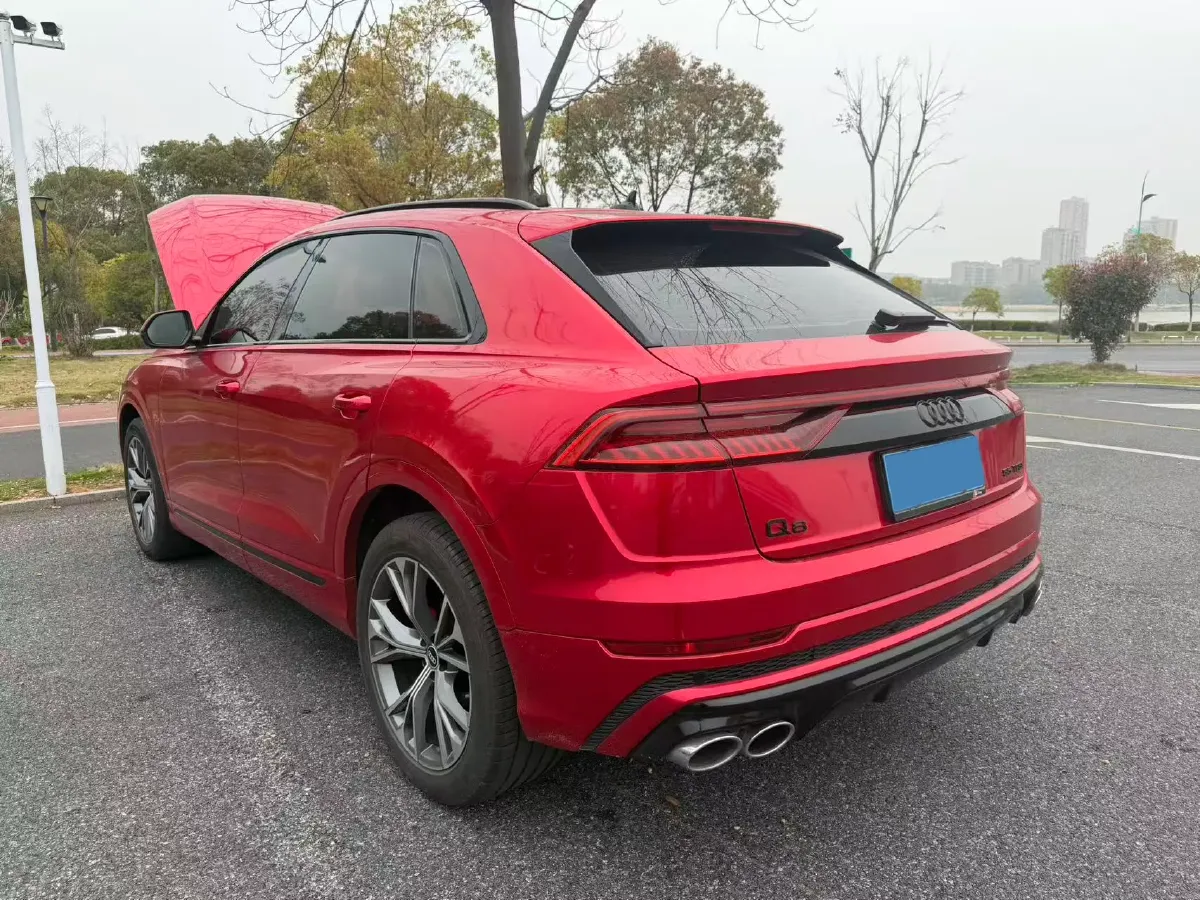 2021 Audi Q8 3.0T 340HP V6 8AT,autocango,china used car exporter,china ev exporter,chinese used car exporter,chinese used ev exporter