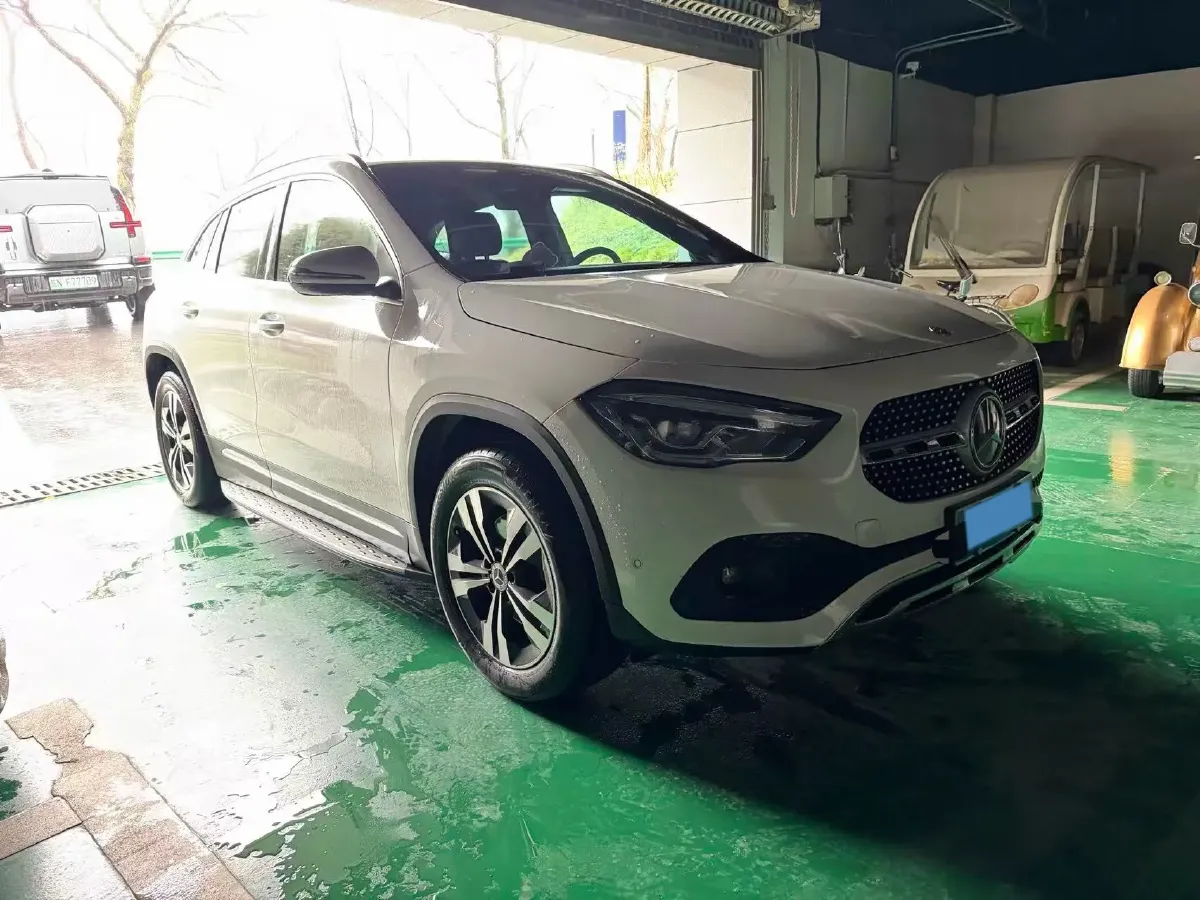 2022 Mercedes-Benz GLA Class 1.3T 163HP L4 7DCT,autocango,china used car exporter,china ev exporter,chinese used car exporter,chinese used ev exporter