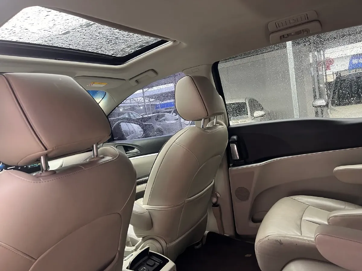 2020 Buick GL8 2.0T 237HP L4 9AT,autocango,china used car exporter,china ev exporter,chinese used car exporter,chinese used ev exporter