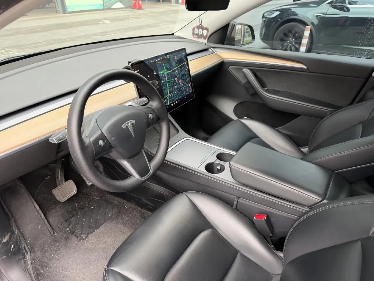 2021 Tesla Model Y BEV 60KWH,autocango,china used car exporter,china ev exporter,chinese used car exporter,chinese used ev exporter