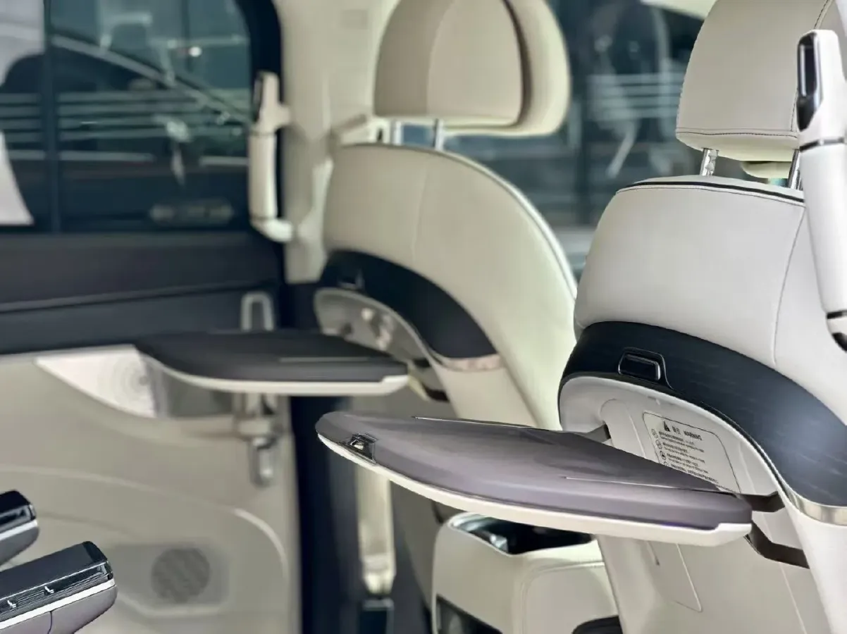 2024 Denza D9 1.5T 139HP L4 E-CVT PHEV 40KWH,autocango,china used car exporter,china ev exporter,chinese used car exporter,chinese used ev exporter