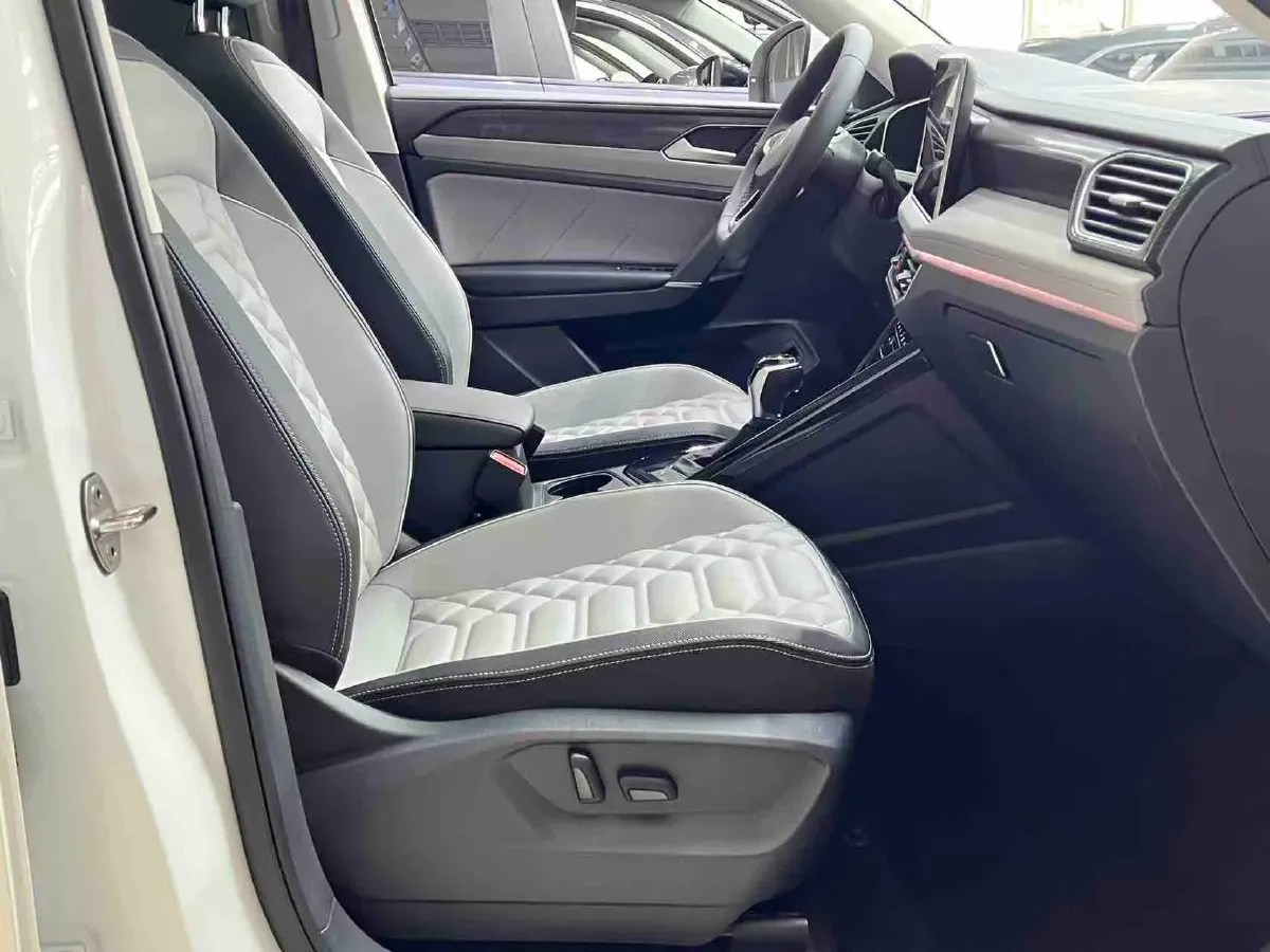 2023 Volkswagen Tayron 1.4T 150HP L4 7DCT,autocango,china used car exporter,china ev exporter,chinese used car exporter,chinese used ev exporter