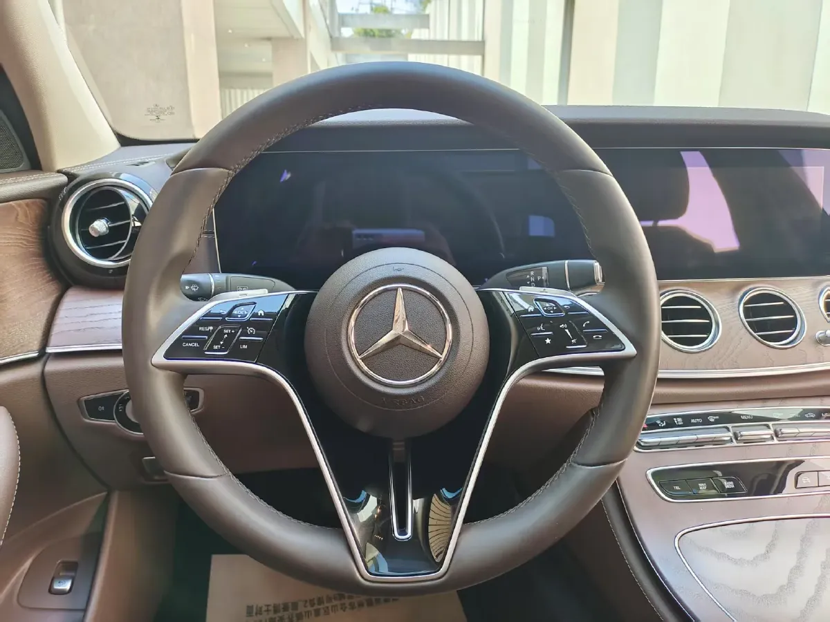 2022 Mercedes-Benz E Class 2.0T 258HP L4 9AT,autocango,china used car exporter,china ev exporter,chinese used car exporter,chinese used ev exporter